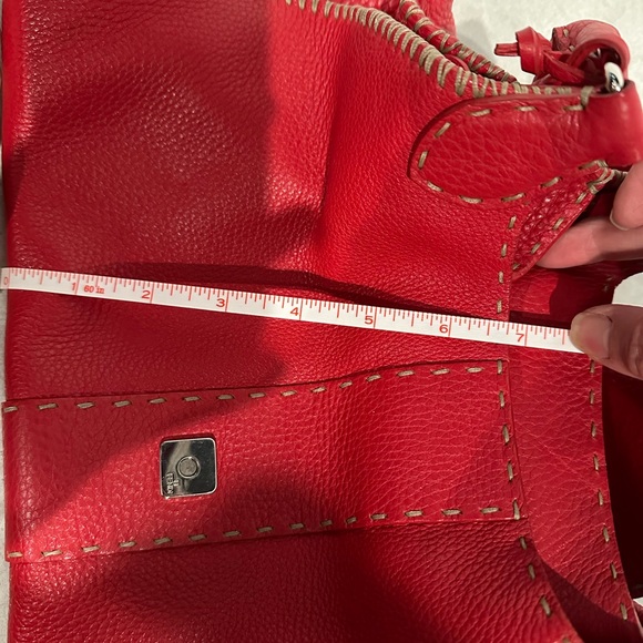 Red Fendi leather shoulder bag with tan stitching - Picture 10 of 13